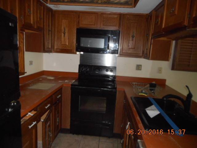 5 Terry Dr #B, Roselle, IL 60172 photo 15