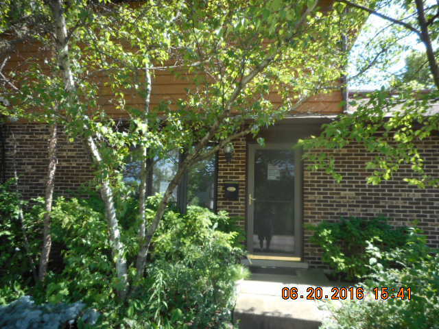 5 Terry Dr #B, Roselle, IL 60172 photo 2
