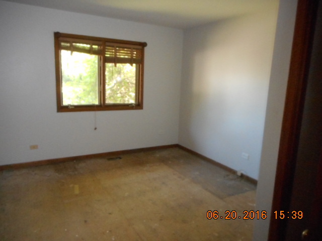 5 Terry Dr #B, Roselle, IL 60172 photo 7