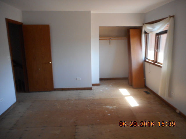 5 Terry Dr #B, Roselle, IL 60172 photo 9