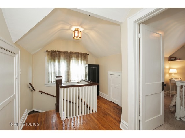 657 Grand Ave, Elgin, IL 60120 photo 5