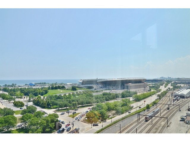 233 E 13th St #1506, Chicago, IL 60605 photo 20