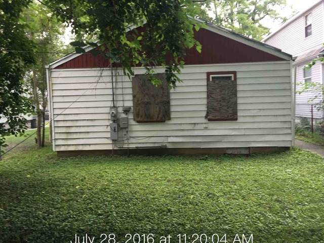 15616 Vine Ave, Harvey, IL 60426 photo 11