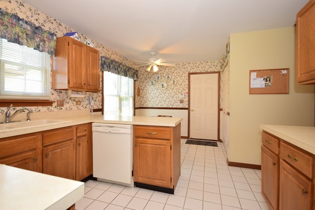 21074 W Hazelnut Ln, Plainfield, IL 60544 photo 16