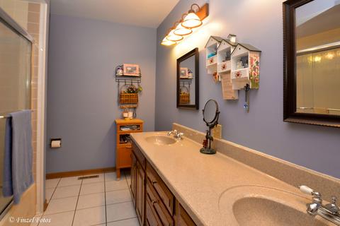 9010 Ferris Rd, Harvard, IL 60033 photo 14