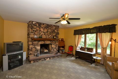 9010 Ferris Rd, Harvard, IL 60033 photo 6