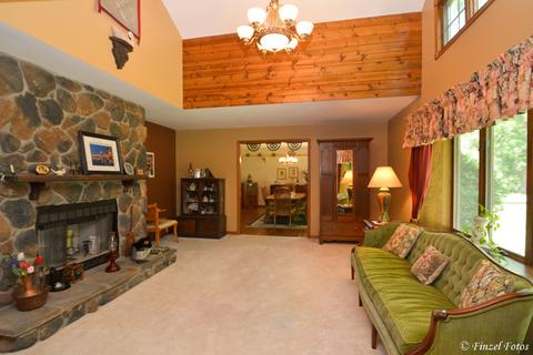 9010 Ferris Rd, Harvard, IL 60033 photo 3