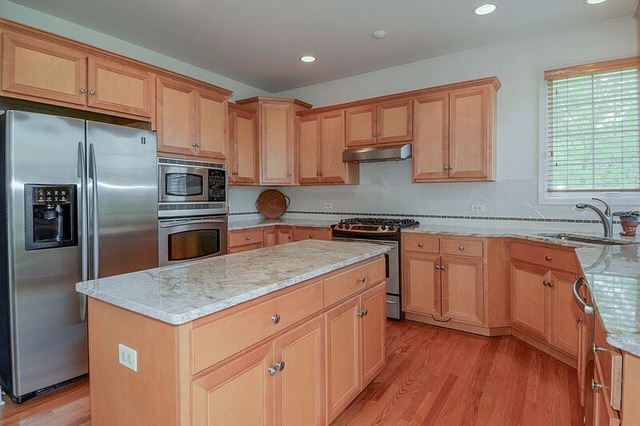 1704 Elyse Ln, Naperville, IL 60565 photo 8