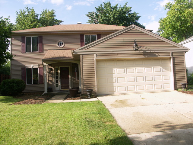 804 W Appletree Ln, Bartlett, IL 60103 photo 1
