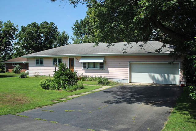 195 N Forrest Dr, Mazon, IL 60444 photo 14
