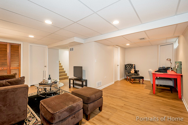 827 Pick St, Wheaton, IL 60187 photo 17