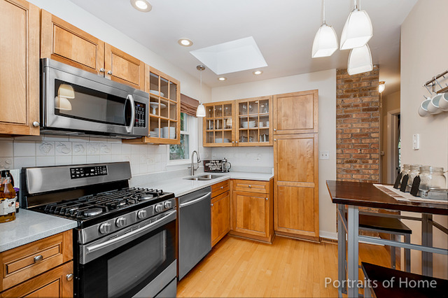 827 Pick St, Wheaton, IL 60187 photo 3