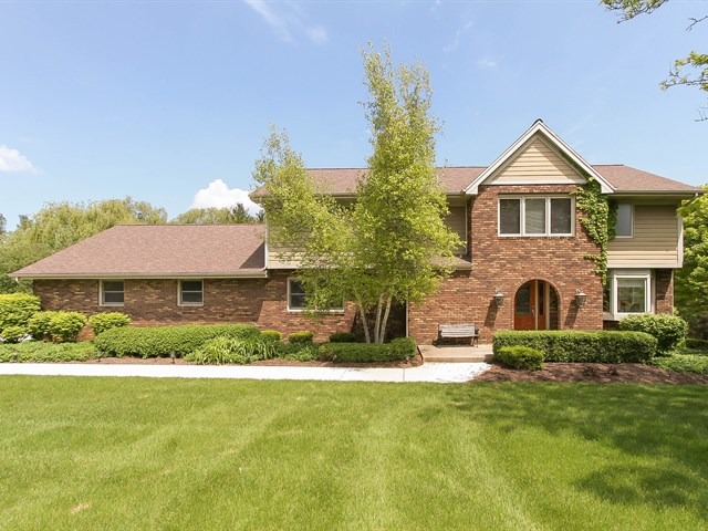38 W656 Hopps Rd, Elgin, IL 60124 photo 1