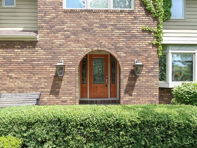 38 W656 Hopps Rd, Elgin, IL 60124 photo 2