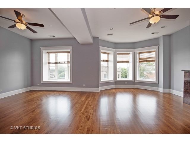 420 E 46th St #4, Chicago, IL 60653 photo 2