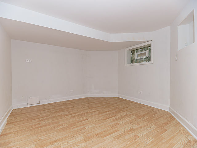 2425 N Austin Ave, Chicago, IL 60639 photo 18