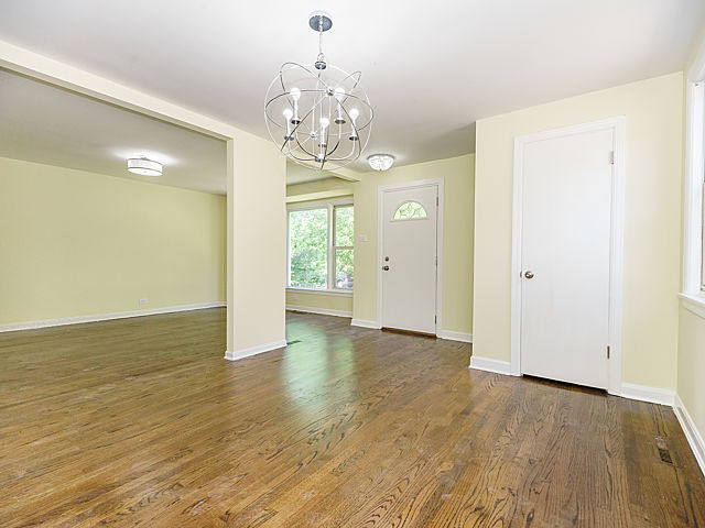 2425 N Austin Ave, Chicago, IL 60639 photo 6
