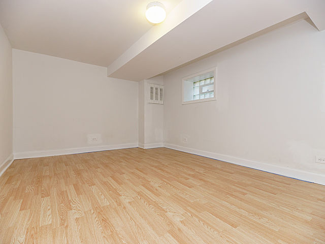 2425 N Austin Ave, Chicago, IL 60639 photo 19