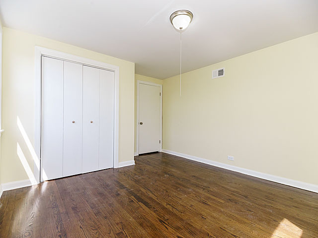 2425 N Austin Ave, Chicago, IL 60639 photo 12