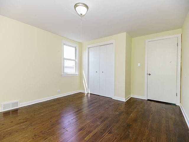 2425 N Austin Ave, Chicago, IL 60639 photo 13
