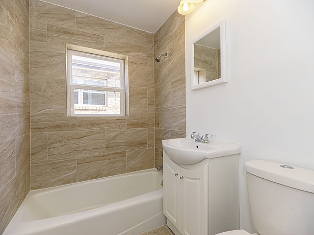 2425 N Austin Ave, Chicago, IL 60639 photo 20