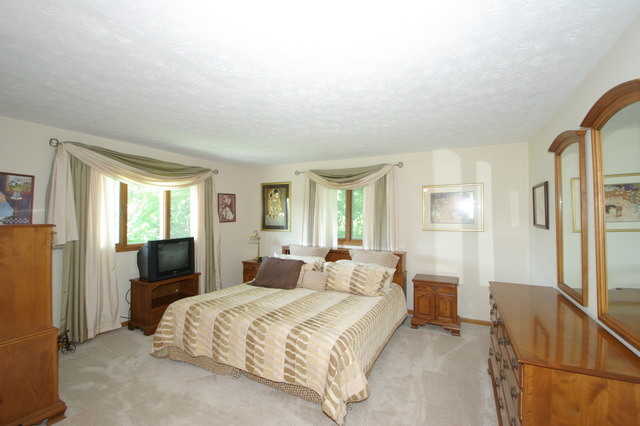 6985 W Gate Rd, Roscoe, IL 61073 photo 12