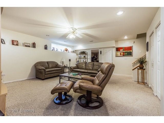 109 E 89th Pl, Chicago, IL 60619 photo 10