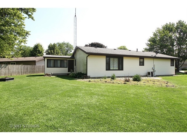 1278 N Terrace Ave, Kankakee, IL 60901 photo 14