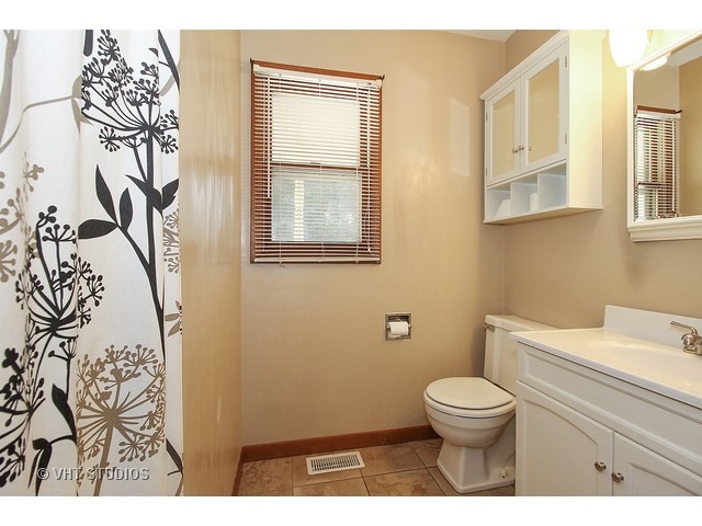1278 N Terrace Ave, Kankakee, IL 60901 photo 11