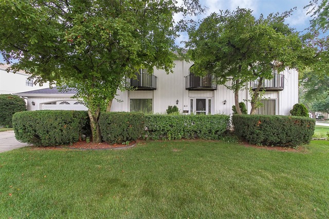 611 Kathy Ln, Bartlett, IL 60103 photo 1