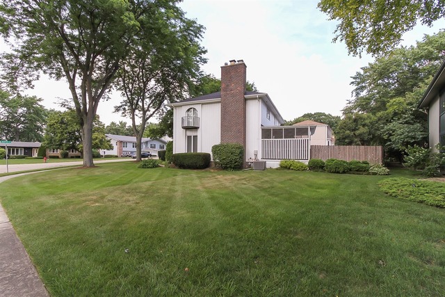 611 Kathy Ln, Bartlett, IL 60103 photo 25