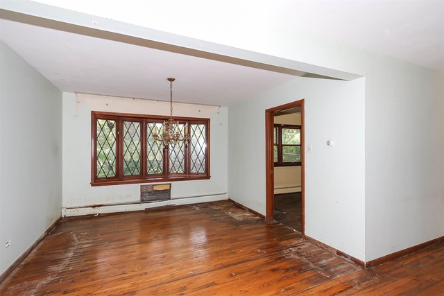 16 W535 Hillside Ln, Willowbrook, IL 60527 photo 3
