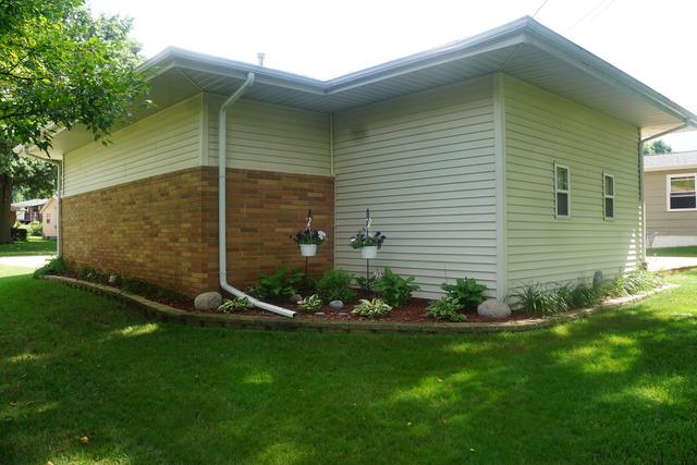 1104 Tee St, Dixon, IL 61021 photo 16