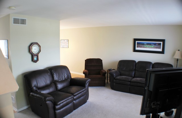2595 Canyon Dr, Plainfield, IL 60586 photo 3