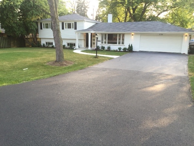 1130 Pfingsten Rd, Glenview, IL 60025 photo 2