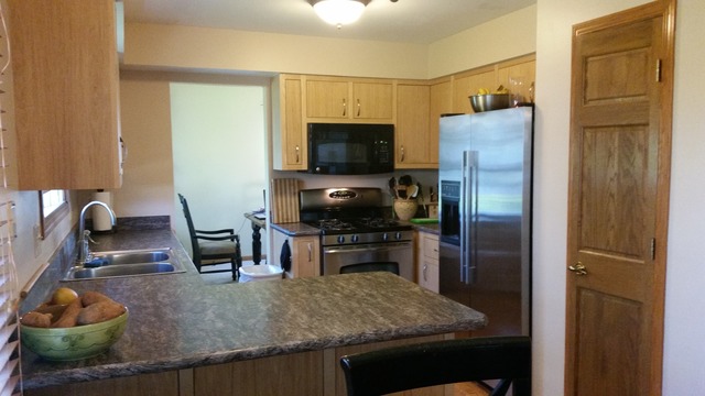 1255 Cimarron Dr, Cary, IL 60013 photo 3
