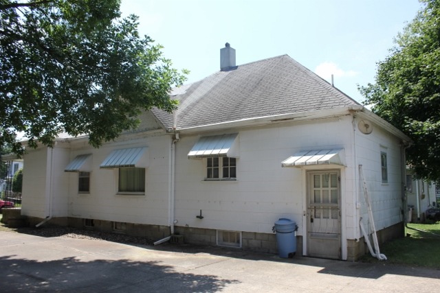 308 E Cherry St, Chatsworth, IL 60921 photo 3