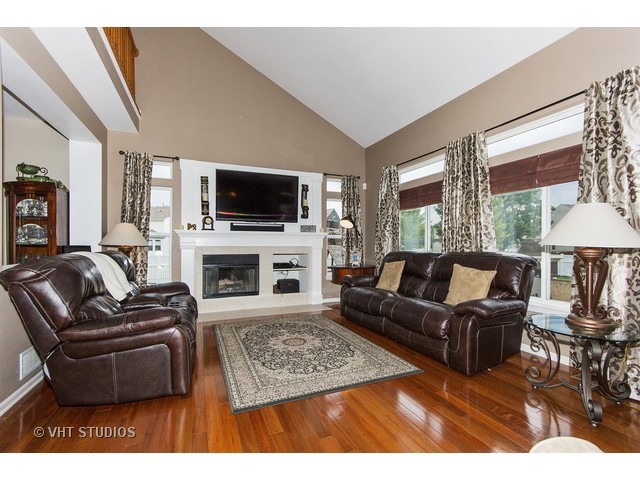 2114 Stafford Ct, Plainfield, IL 60586 photo 5