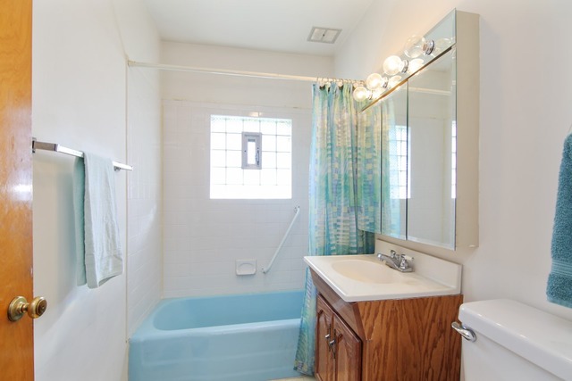 17 Pine Tree Rd, Northbrook, IL 60062 photo 13