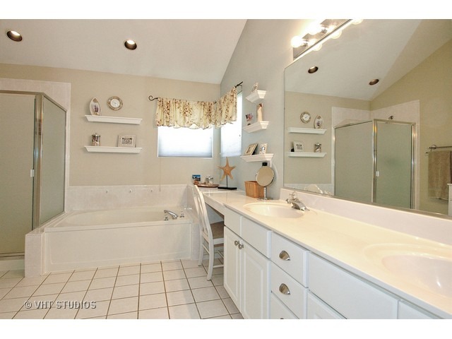 1146 Fox Path, West Dundee, IL 60118 photo 9