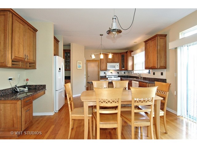 1146 Fox Path, West Dundee, IL 60118 photo 3