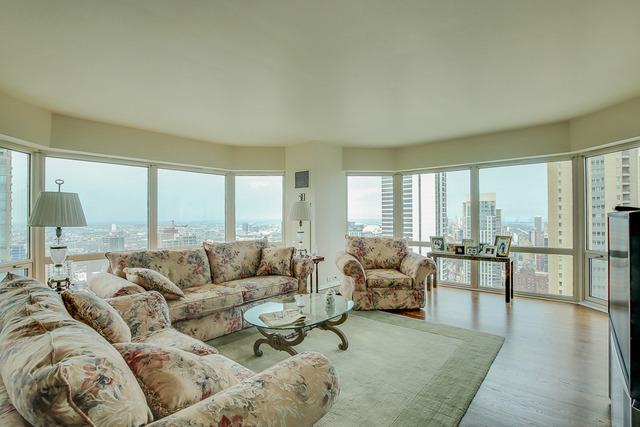 100 E Huron St #3402, Chicago, IL 60611 photo 3