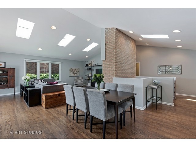 937 Forestway Dr, Glencoe, IL 60022 photo 9