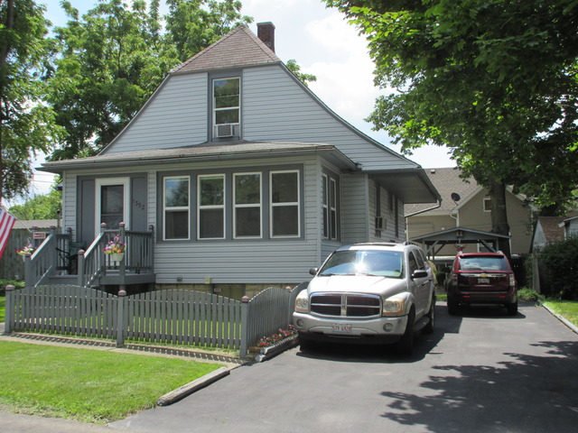 1352 Lambert Ave, Joliet, IL 60432 photo 3