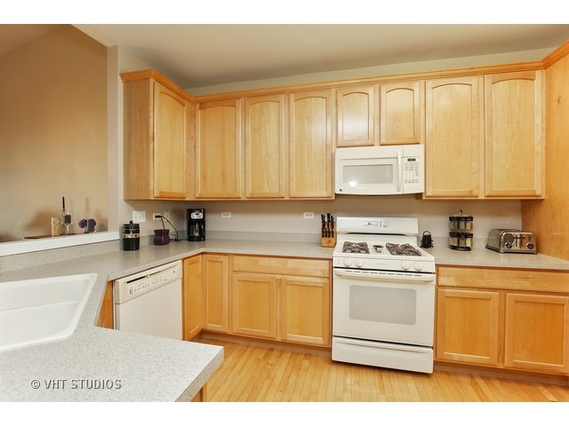 2810 Waterfront Ave, Algonquin, IL 60102 photo 3