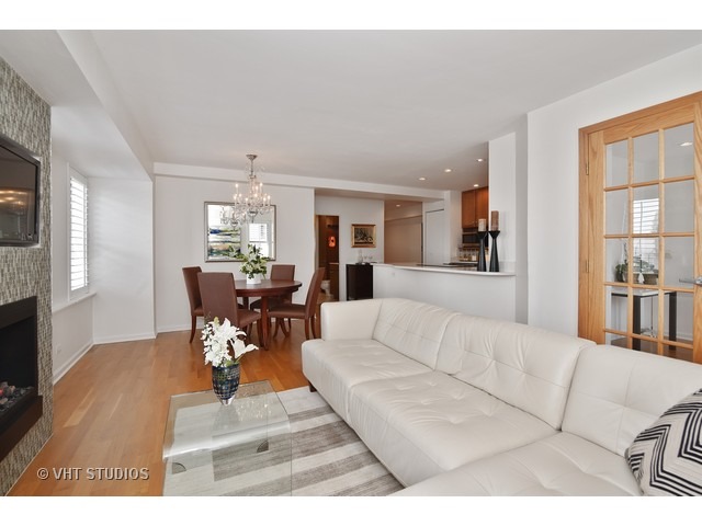 40 E 9th St #1702, Chicago, IL 60605 photo 7