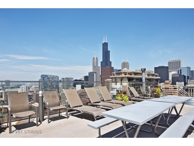 40 E 9th St #1702, Chicago, IL 60605 photo 23