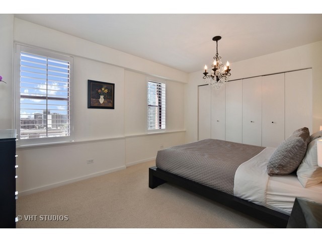 40 E 9th St #1702, Chicago, IL 60605 photo 10
