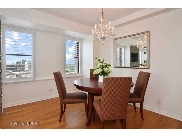 40 E 9th St #1702, Chicago, IL 60605 photo 5