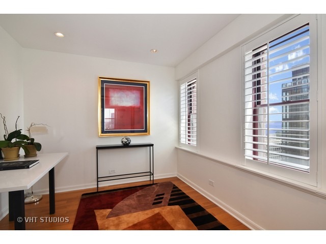 40 E 9th St #1702, Chicago, IL 60605 photo 12